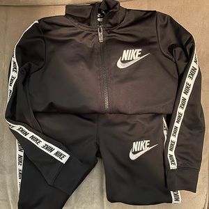 Boys Nike Track Suit Size 5